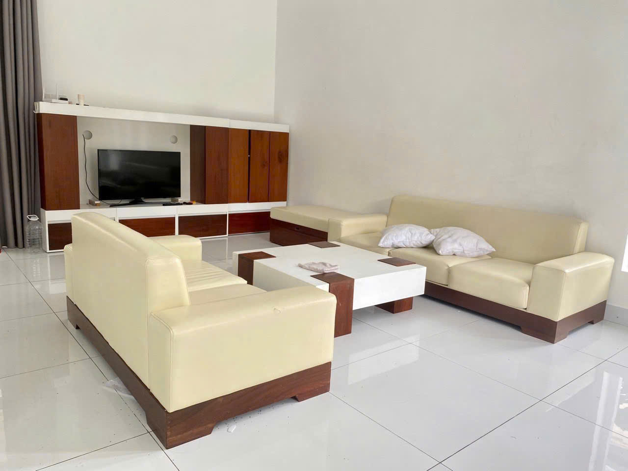 bán biệt thự biển an viên <br>Diện tích: 180 m² Pháp lý : Sổ Hồng hoàn công <br> Giá bán :22tỷ 500 - Ảnh 1