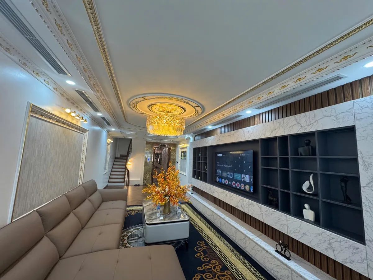 Bán Nhà Phố Tân Thụy Long Biên 70m2 8T Full Nội Thất, Mặt Phố, Kinh Doanh  21 Tỷ - Ảnh 2