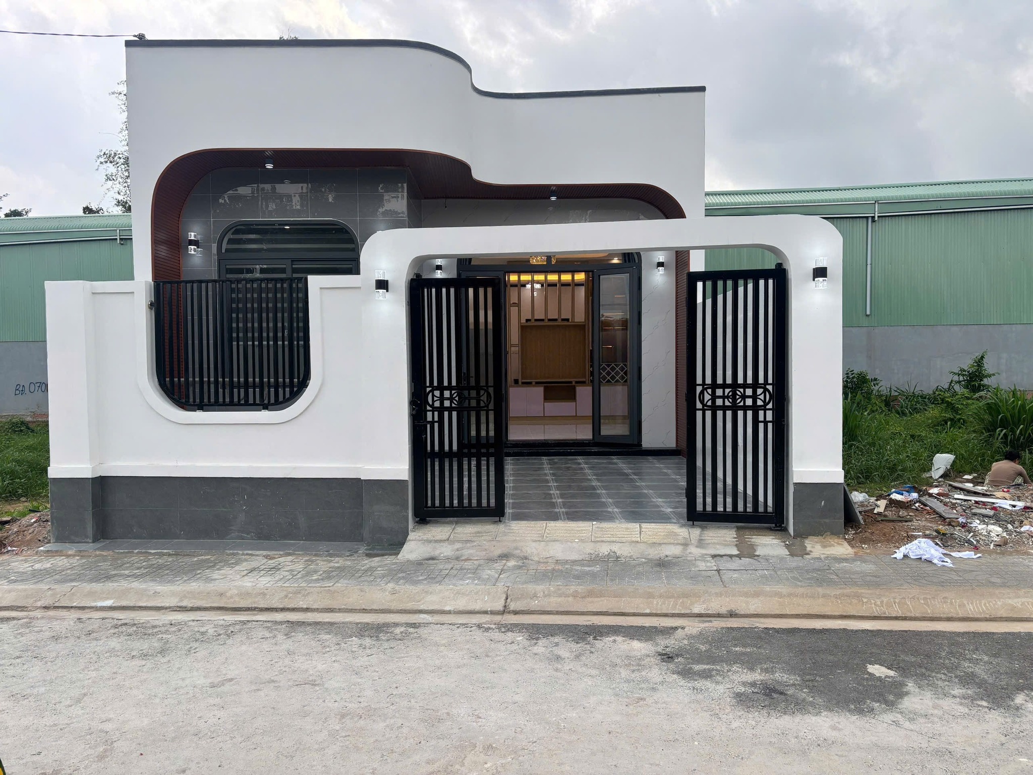 🏡 CẦN BÁN GẤP NHÀ ĐẸP (MỚI 100%) - PHƯỜNG TAM LONG, BR-VT - Ảnh chính