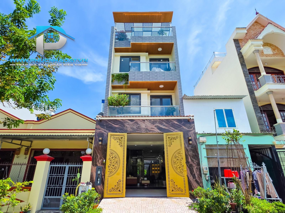 Rẻ hơn thị trường 2 tỷ, đặc biệt nhà có thang máy phong cách hiện đại sang trọng Q7 - Giá 13 tỷ 990 - Ảnh chính