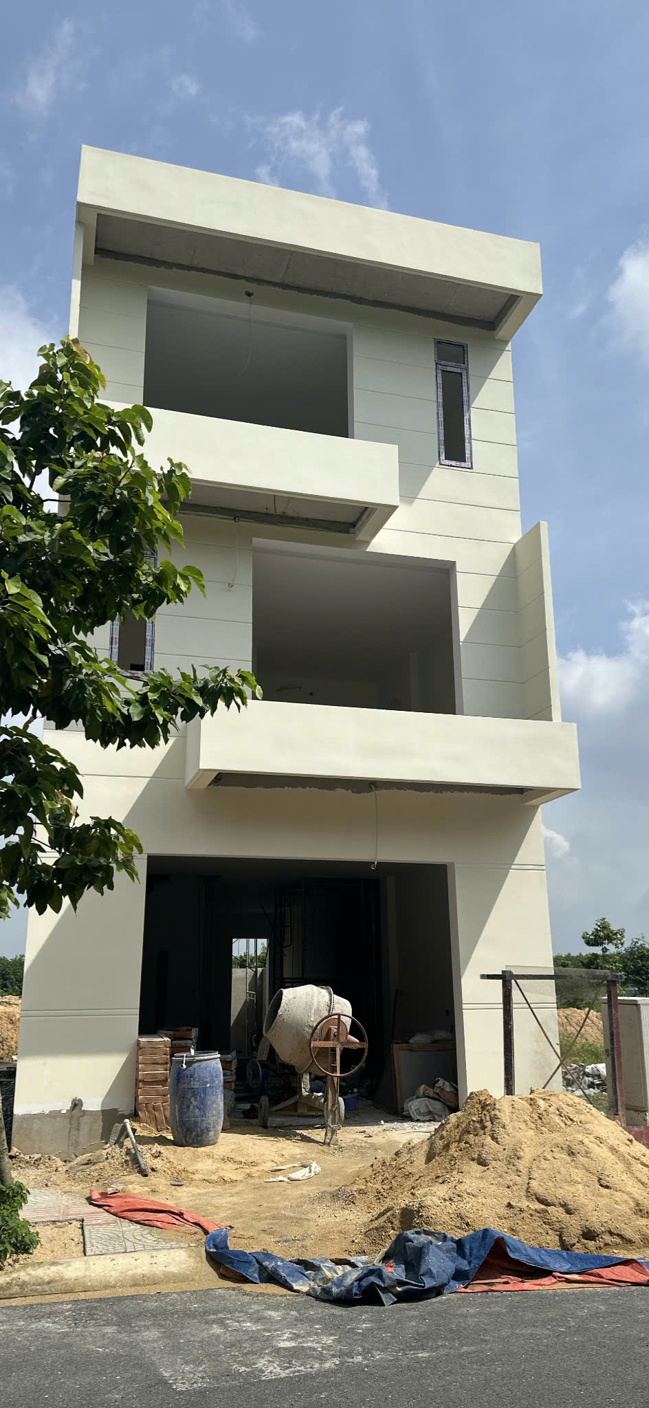 🔥bị Cướp 2 Cây Vàng Chủ Nhà Bán Gấp Nhà Phố - 1 Trệt 2 Lầu – Chỉ 750 Sở Hữu Ngay 🔥 - Ảnh chính