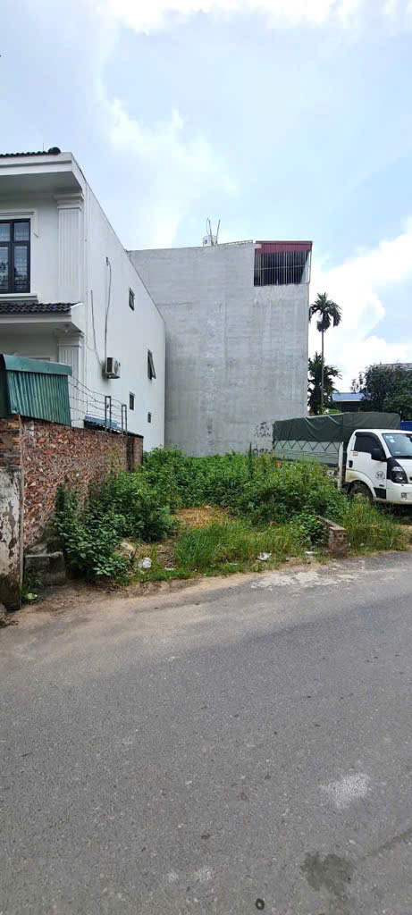 ĐẦU TƯ, MẶT PHỐ, Ô TÔ TẢI TRÁNH - Ảnh 1