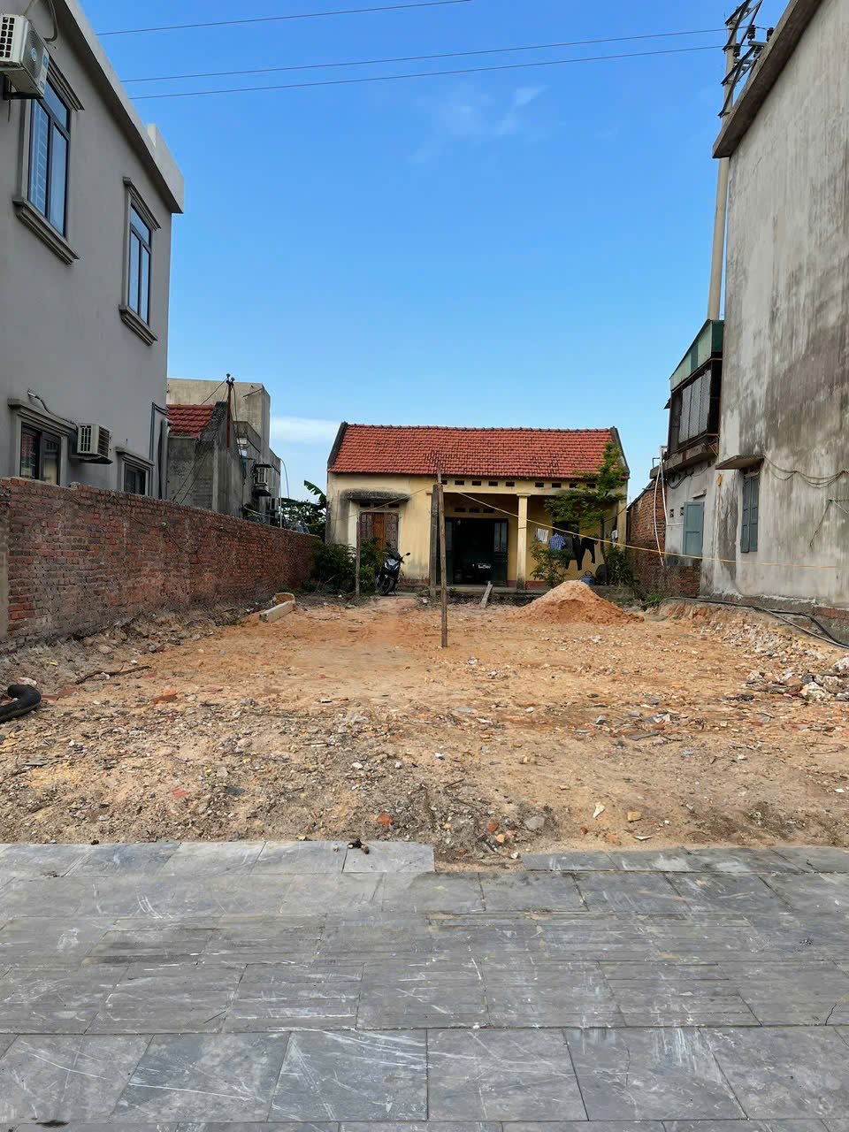 MÌNH CẦN CHO THUÊ NHÀ CẤP 4 KÈM SÂN RỘNG – HÀ KHẨU- TP HẠ LONG - Ảnh 4