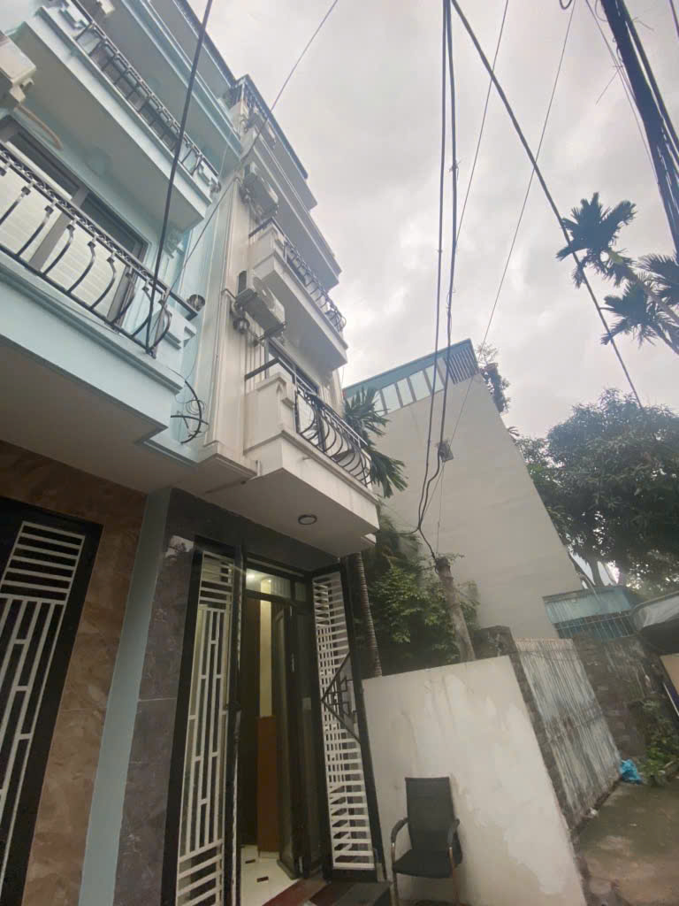 Nhà đẹp Nguyễn Văn Linh, Thạch Bàn 5 tầng - Kinh doanh - Ô tô đỗ cửa - Ảnh 2