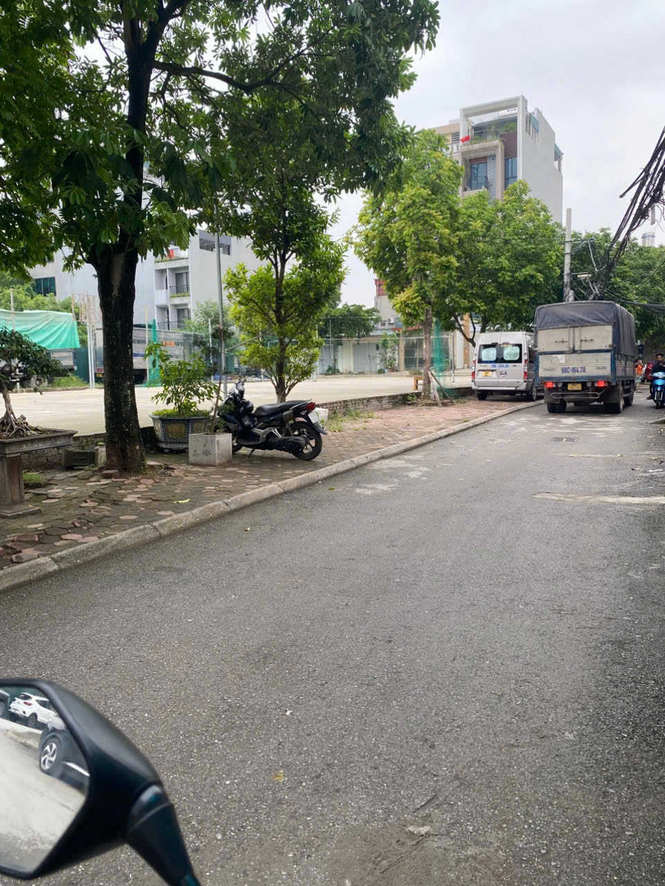 Nhà đẹp Nguyễn Văn Linh, Thạch Bàn 5 tầng - Kinh doanh - Ô tô đỗ cửa - Ảnh 4