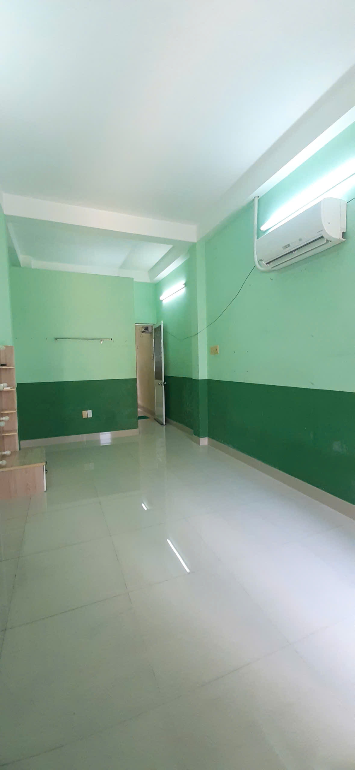 Nhà 4 tầng ngay chợ Trần Văn Thành P8Q8 Giá: 4.8 tỷ TL Ít - Ảnh 3