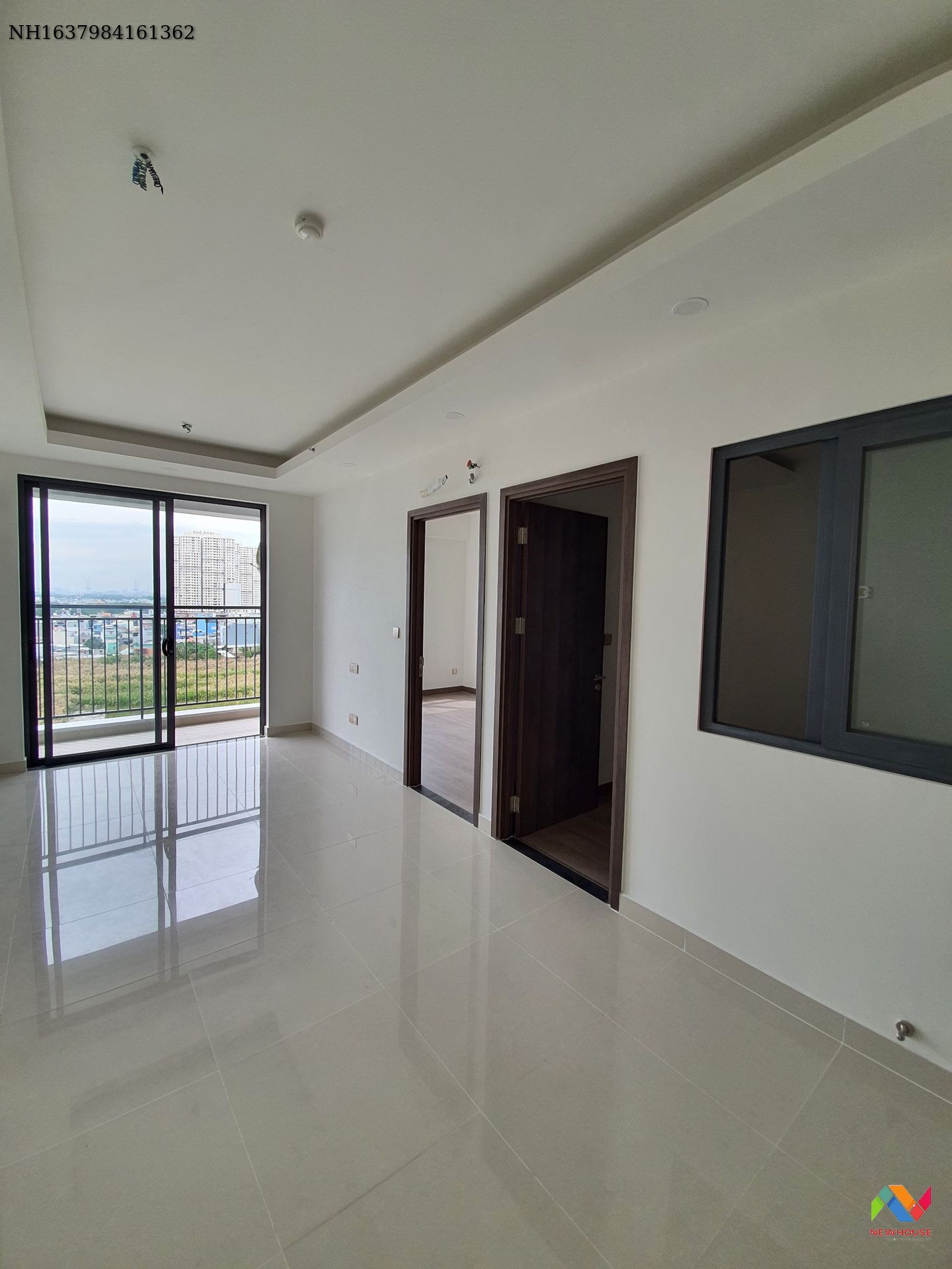 2PN - giá 2.35 tỷ - tầng 9 - Hướng Nam - View cao tốc - Quận 7 - Ảnh 2