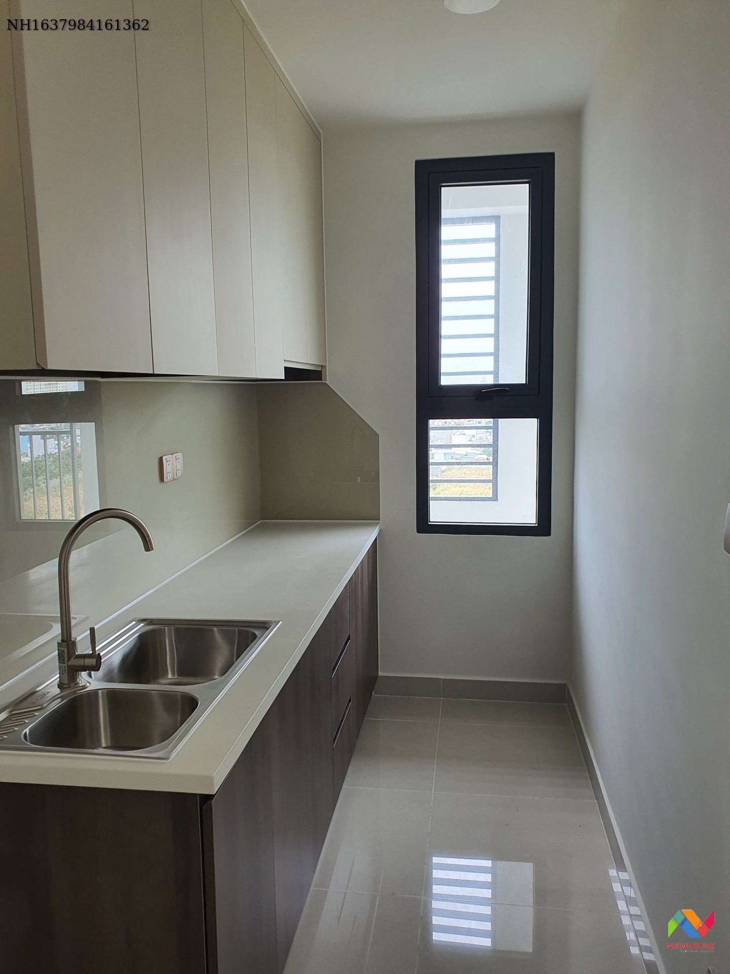 2PN - giá 2.35 tỷ - tầng 9 - Hướng Nam - View cao tốc - Quận 7 - Ảnh 1