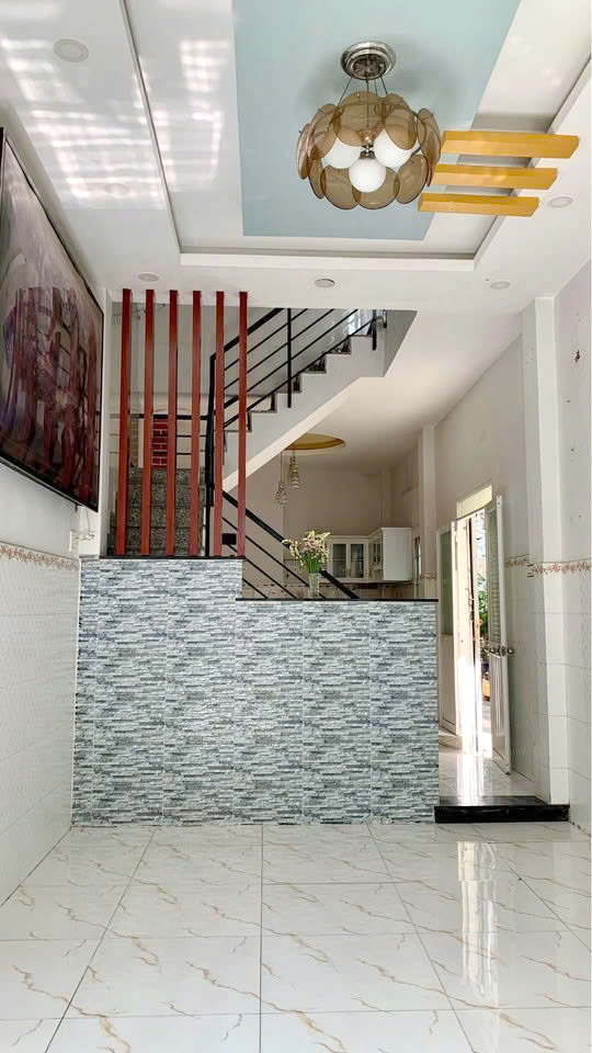 Nhà cách mặt tiền vài bước chân hẻm 159 Dạ Nam thông Đặng Chất P3Q8 - Ảnh chính