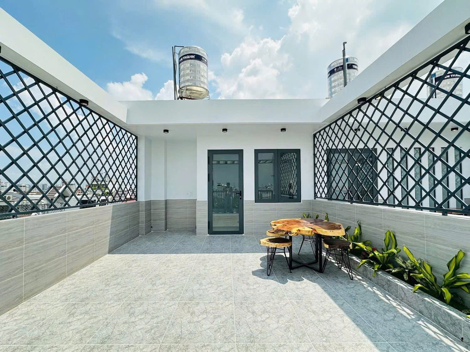 SIÊU PHẨM NGUYỄN SƠN - 75M2 - 5 TẦNG - 2 MẶT THOÁNG - CẠNH CÔNG VIÊN - HƠN 10 TỶ - Ảnh chính