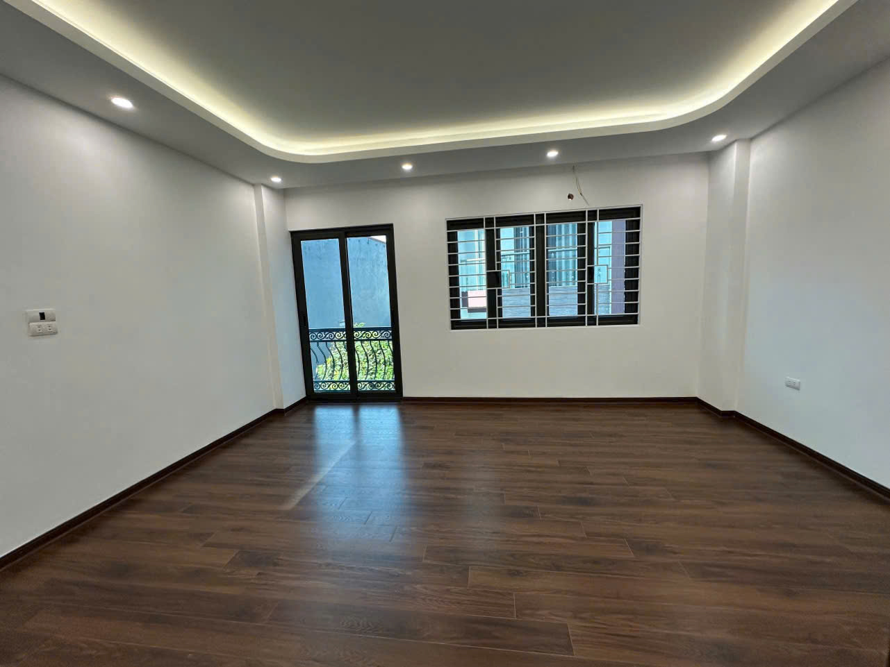 HIẾM!SIÊU PHẨM LÔ GÓC 52m,  6 TẦNG – THANG MÁY – Ô TÔ VÀO NHÀ – THẠCH BÀN – 8,5 TỶ - Ảnh 2