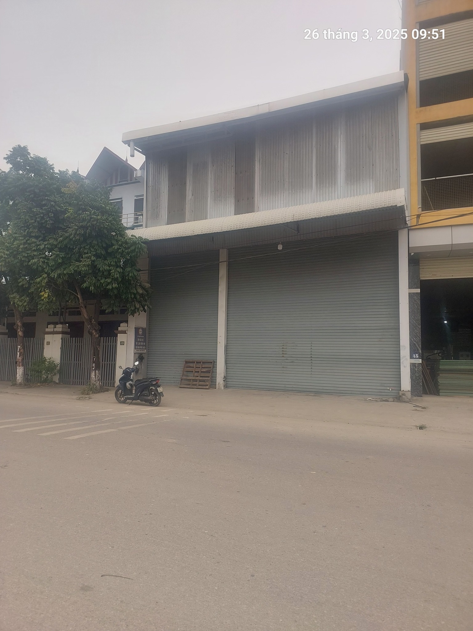 Cho thuê nhà 2T, 350m2, mt12m, 20 triệu, KD, Bắc Hồng, Đông Anh. - Ảnh 1