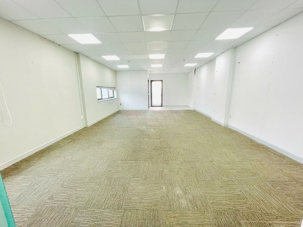 CHO THUÊ NHÀ MẶT PHỐ 3/2, Q.10, 8 TẦNG, 800 M2, 170TR/THÁNG - Ảnh 4