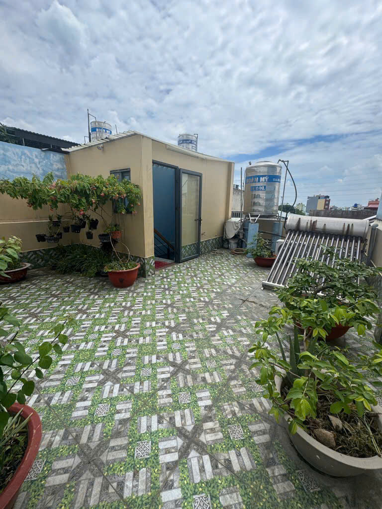 NHÀ 4 TẦNG HXH HIỆP THÀNH CITY QUẬN 12 CHỈ NHỈNH 5 TỶ- DT 52m2 (6x9) 6PN- 3WC HƯỚNG ĐÔNG - Ảnh 4
