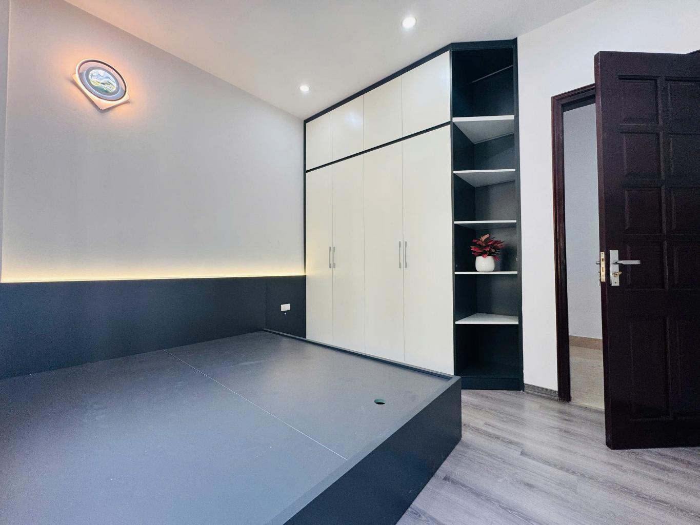 NHÀ ĐẸP Ở NGAY, 20M RA Ô TÔ, MẶT TIỀN QUYỀN LỰC, CỰC GẦN CHỢ, 1PH30S RA TRƯỜNG THCS ĐẠI MỖ - Ảnh 3