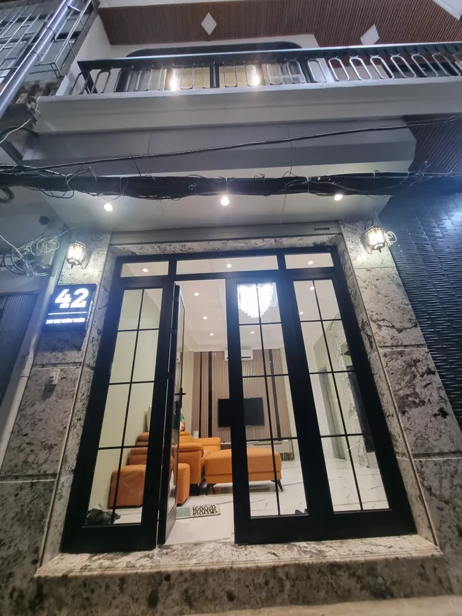 Ngõ Chợ Khâm Thiên 34m2<br>SIÊU MẪU ĐỐNG ĐA - NHÀ MỚI THANG MÁY MẶT TIỀN QUYỀN LỰC - NỘI THẤT 5 * - Ảnh 3