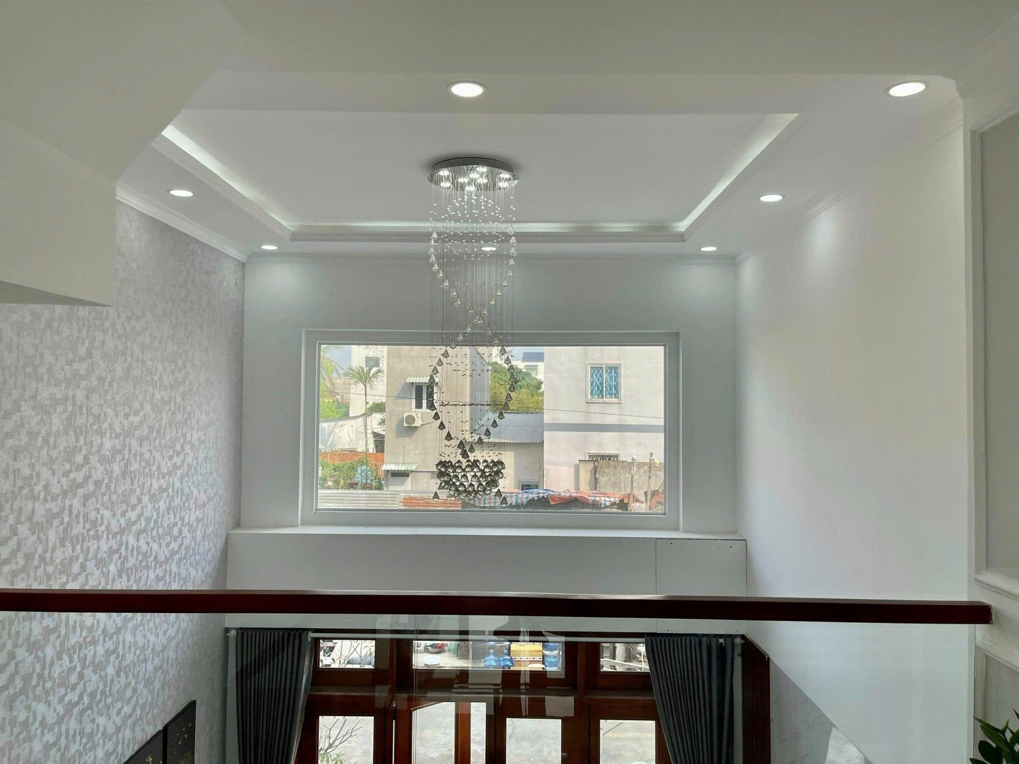 Nhà đẹp nét căng Hồng Tiến, 49,6m2 x 4 tầng, giá 8,4 tỷ. - Ảnh 1