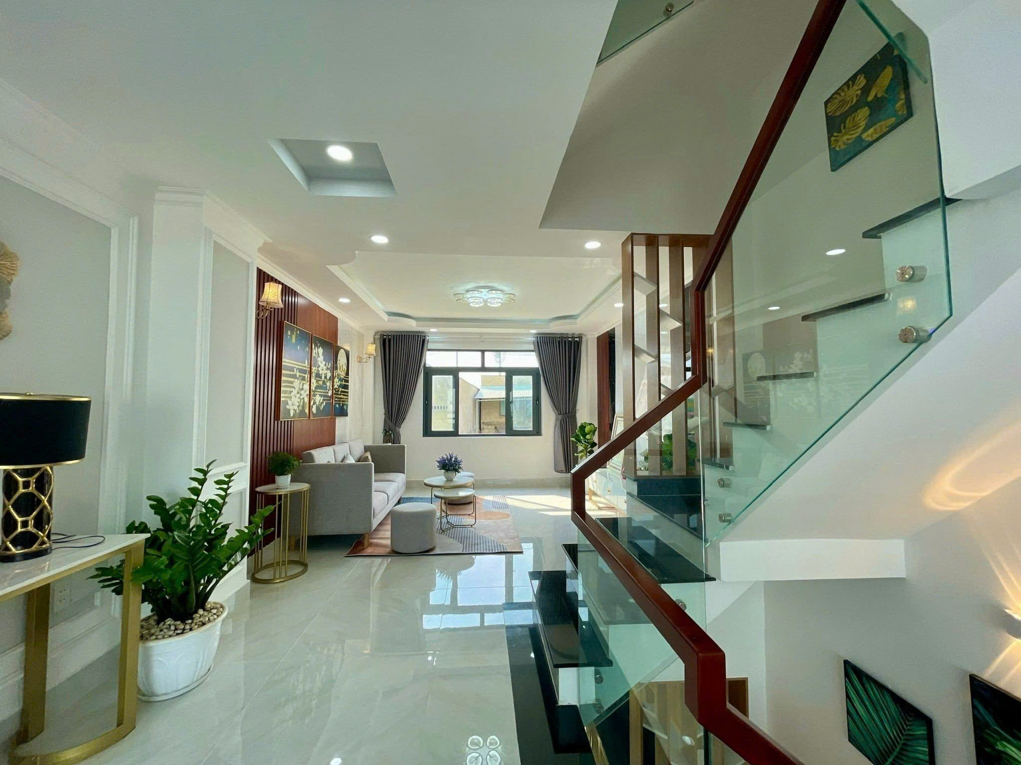 Nhà đẹp nét căng Hồng Tiến, 49,6m2 x 4 tầng, giá 8,4 tỷ. - Ảnh 3