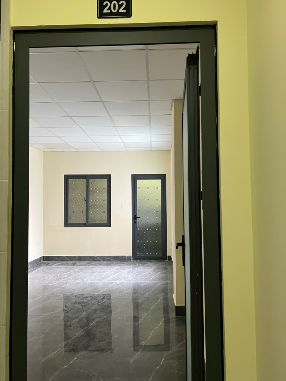 Chính chủ cho thuê văn phòng tại 260/26 Nguyễn Thái Bình, Q.Tân Bình, Tòa nhà mới xây, liên hệ - Ảnh 4