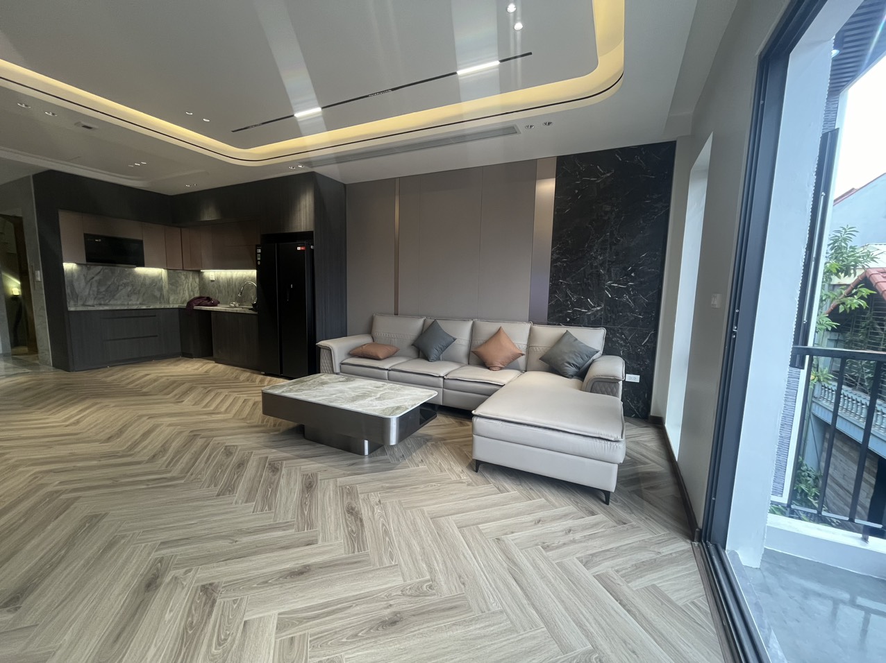 Nhà đẹp Ngọc thụy!45M,6 tầng thang máy,lô góc,full NT,ô tô 7 chỗ đỗ cổng,hơn 10 tỷ - Ảnh 2