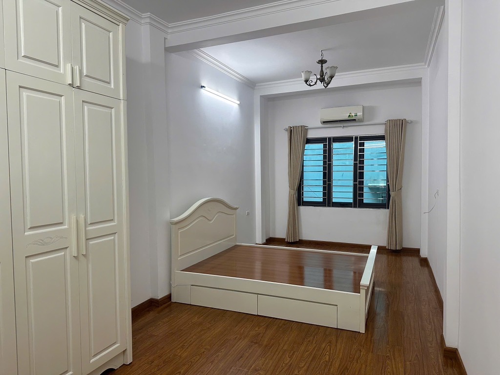 Biệt phủ mini Lê Trọng Tấn, ô tô tránh đỗ, 2 thoáng - Ảnh 4