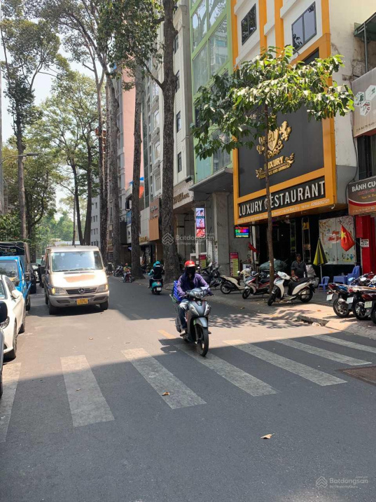 Bán tòa nhà góc 2 MT đường Lương Định Của 30m gần vòng xoay Trần Não, Lương Định Của, TP. Thủ Đức - Ảnh chính
