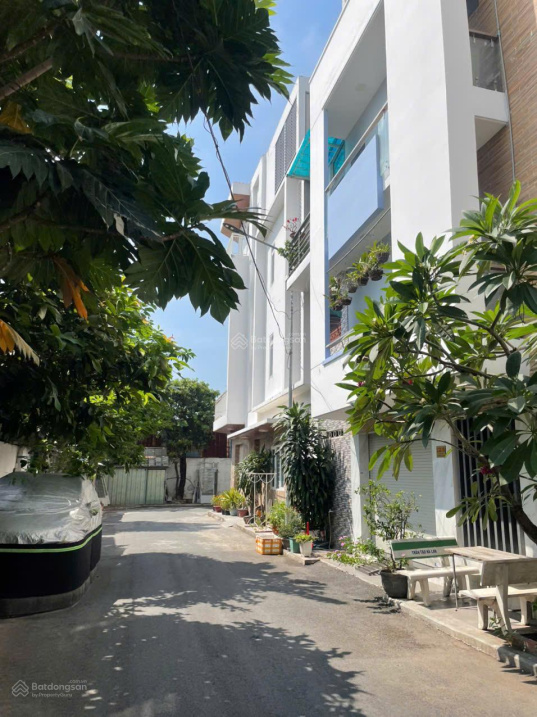 Tân Phú - Khu compound an ninh, yên tĩnh, căn góc 2 mặt tiền, ô tô đậu ngày đêm, hẻm nhựa thông - Ảnh 1