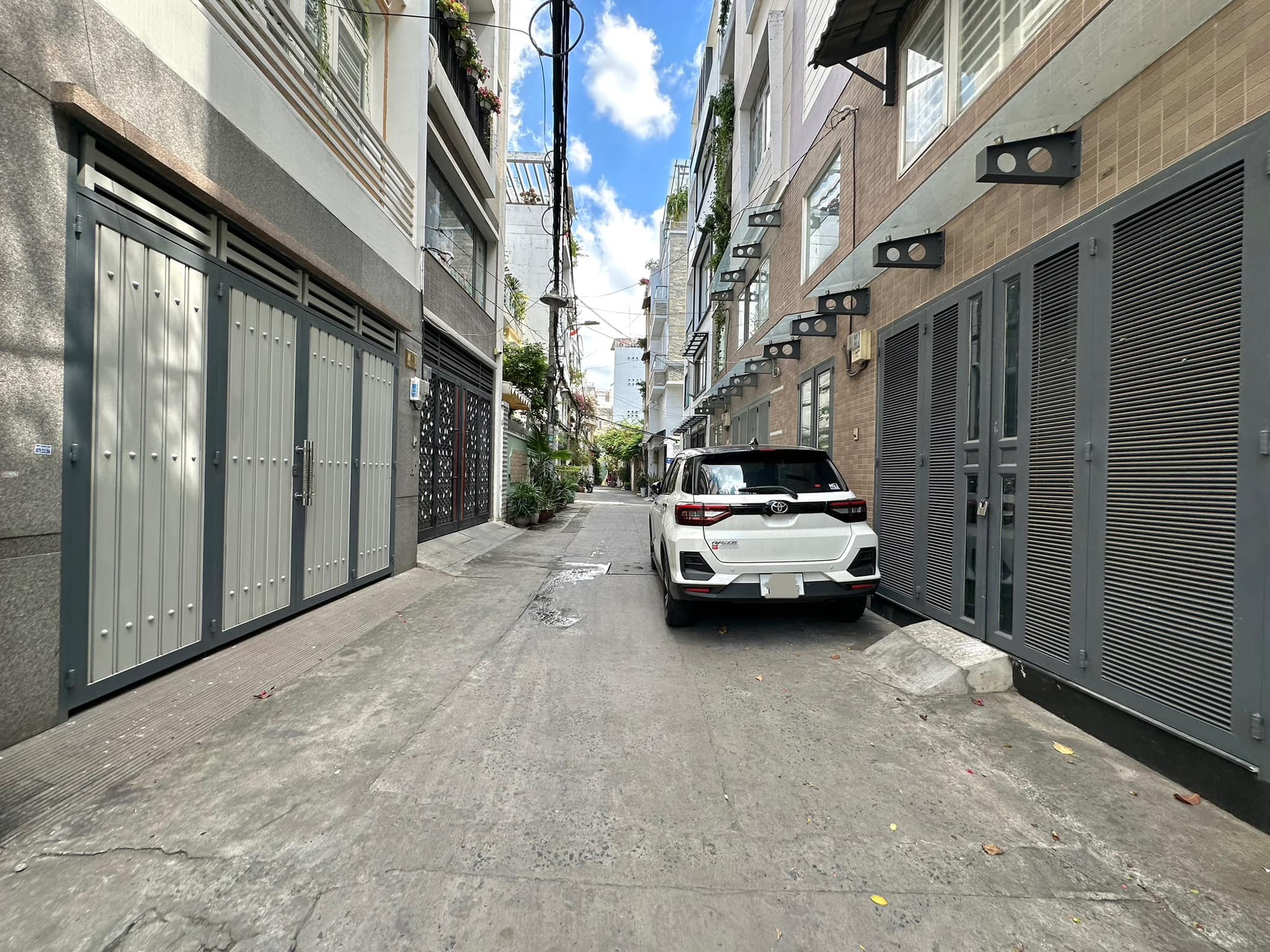 GIẢM SỐC,NHÀ PHÂN LÔ ÔTÔ VÀO NHÀ,THANG MÁY 47M2 7T,NGÕ THÔNG KINH DOANH, 18.4 TỶ - Ảnh chính