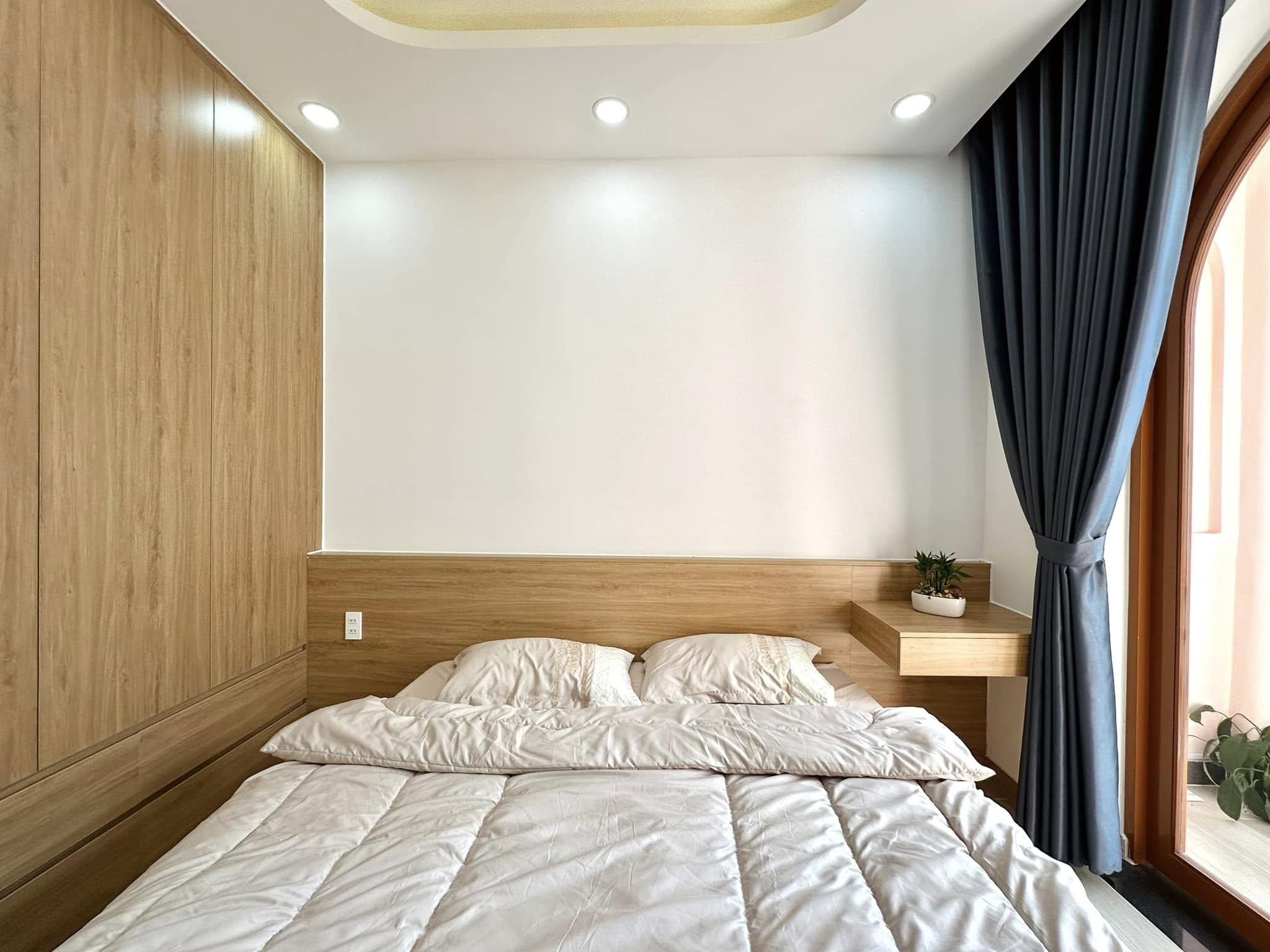 GIẢM SỐC,NHÀ PHÂN LÔ ÔTÔ VÀO NHÀ,THANG MÁY 47M2 7T,NGÕ THÔNG KINH DOANH, 18.4 TỶ - Ảnh 1