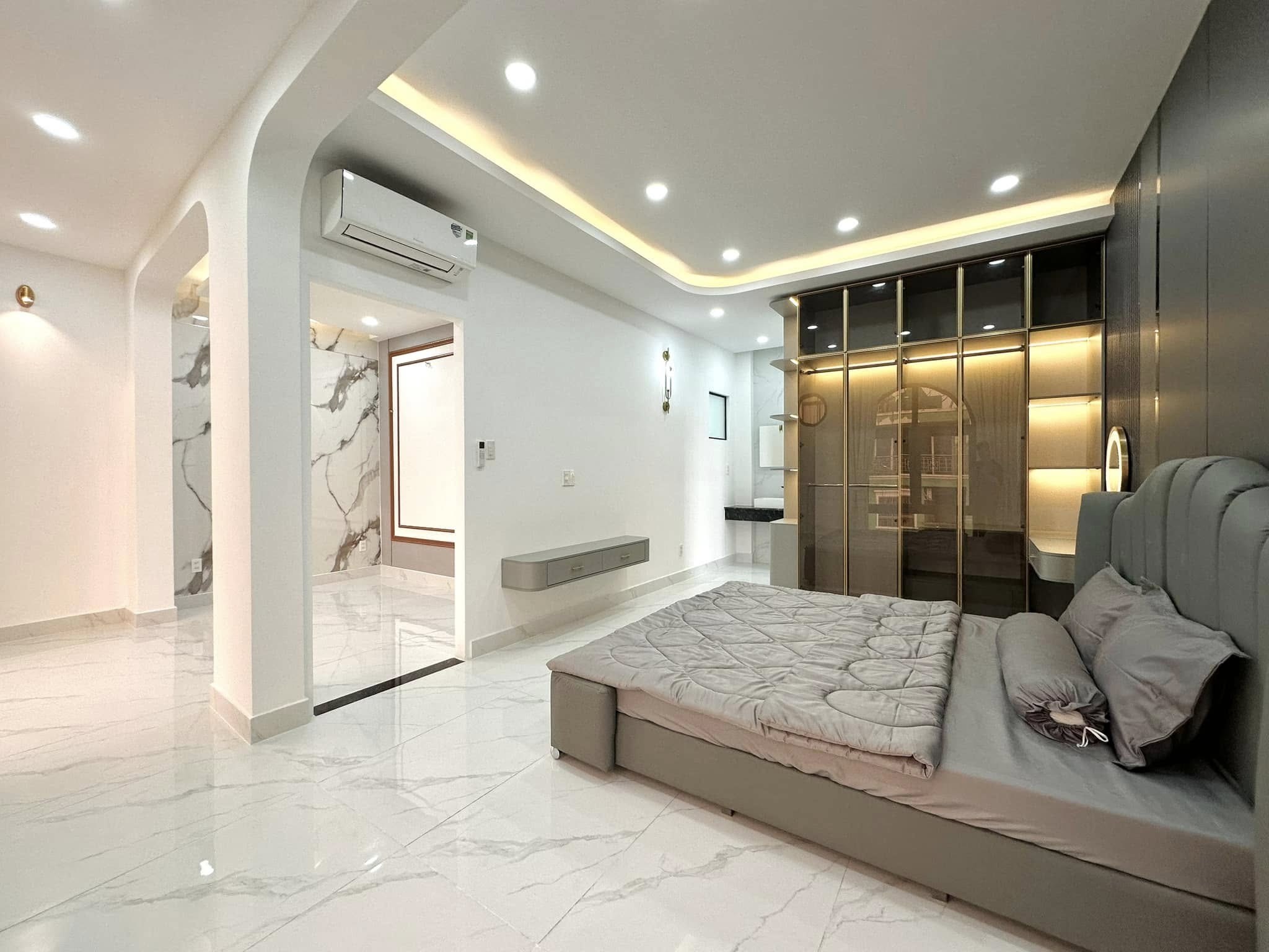 GIẢM SỐC,NHÀ PHÂN LÔ ÔTÔ VÀO NHÀ,THANG MÁY 47M2 7T,NGÕ THÔNG KINH DOANH, 18.4 TỶ - Ảnh 2