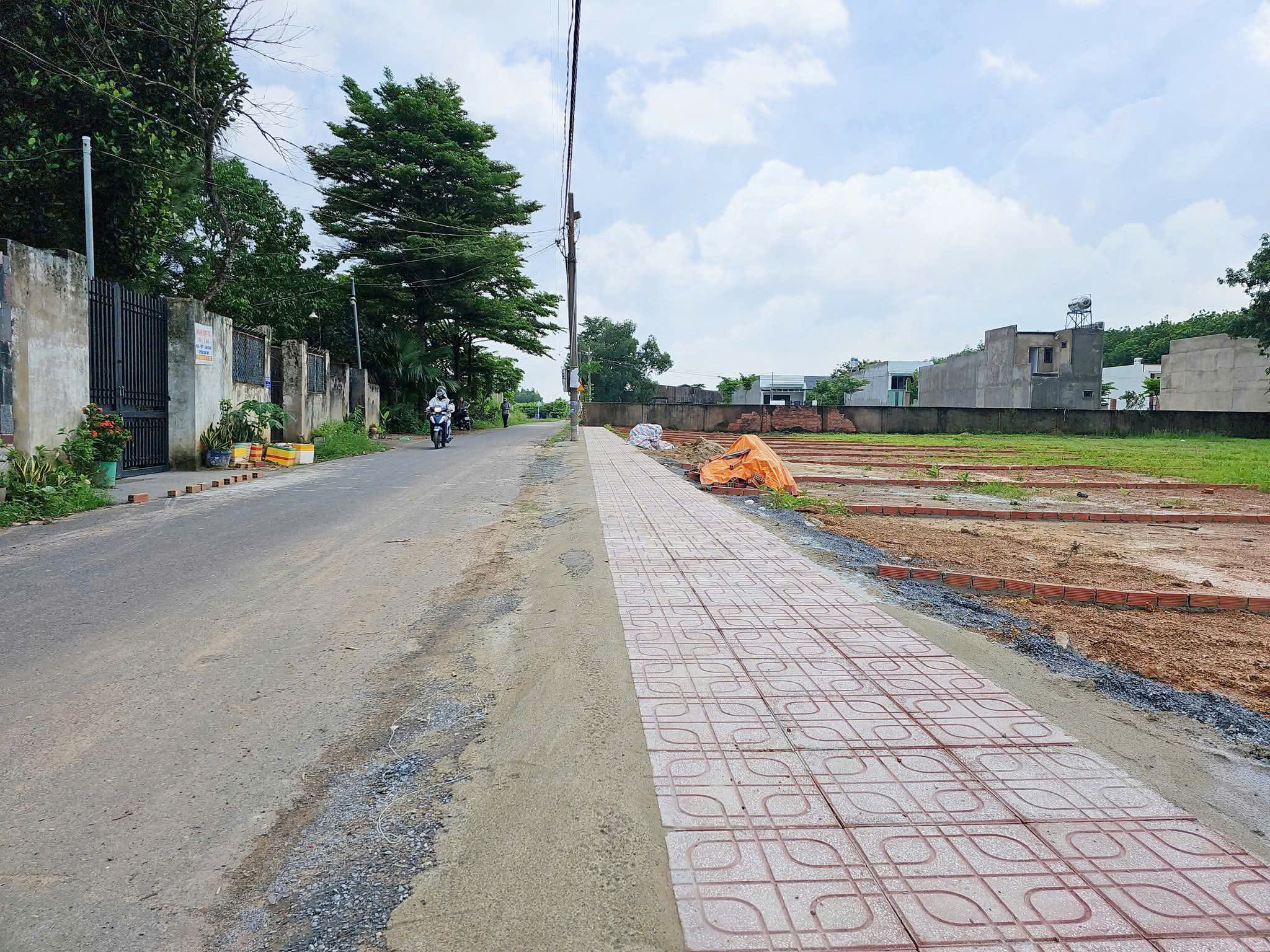 Bán đất xã Quảng Tiến, ngay tổng kho miền Đông 620ha, đường nhựa thông thoáng - Ảnh chính