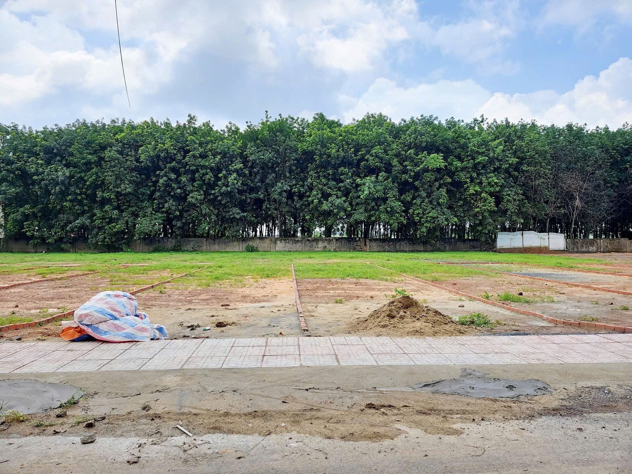 Bán đất xã Quảng Tiến, ngay tổng kho miền Đông 620ha, đường nhựa thông thoáng - Ảnh 3