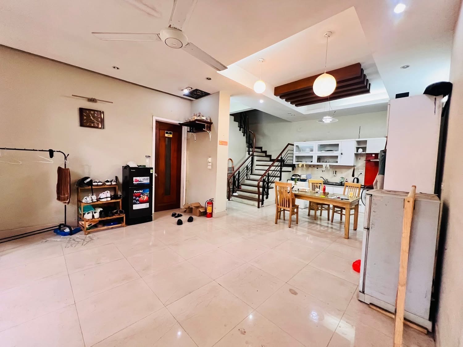 DUY NHẤT, NHÀ 5 TẦNG, PHỐ TRÍCH SÀI, TÂY HỒ-GẦN PHỐ:97M X5T, MT 9M, GIÁ 19,8 TỶ - Ảnh 2
