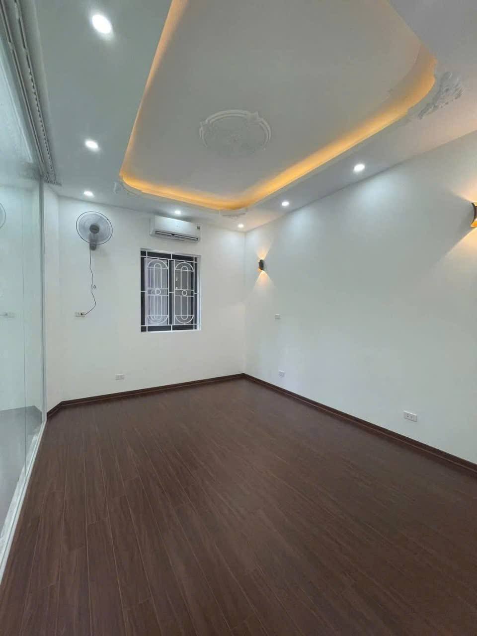 CHỈ 11 TỶ - NHÀ ĐẸP TT QUẬN THANH XUÂN - NGUYỄN TRÃI - NGÃ TƯ SỞ - 65M2, LÔ GÓC 3 THOÁNG, PHÂN LÔ - Ảnh 3
