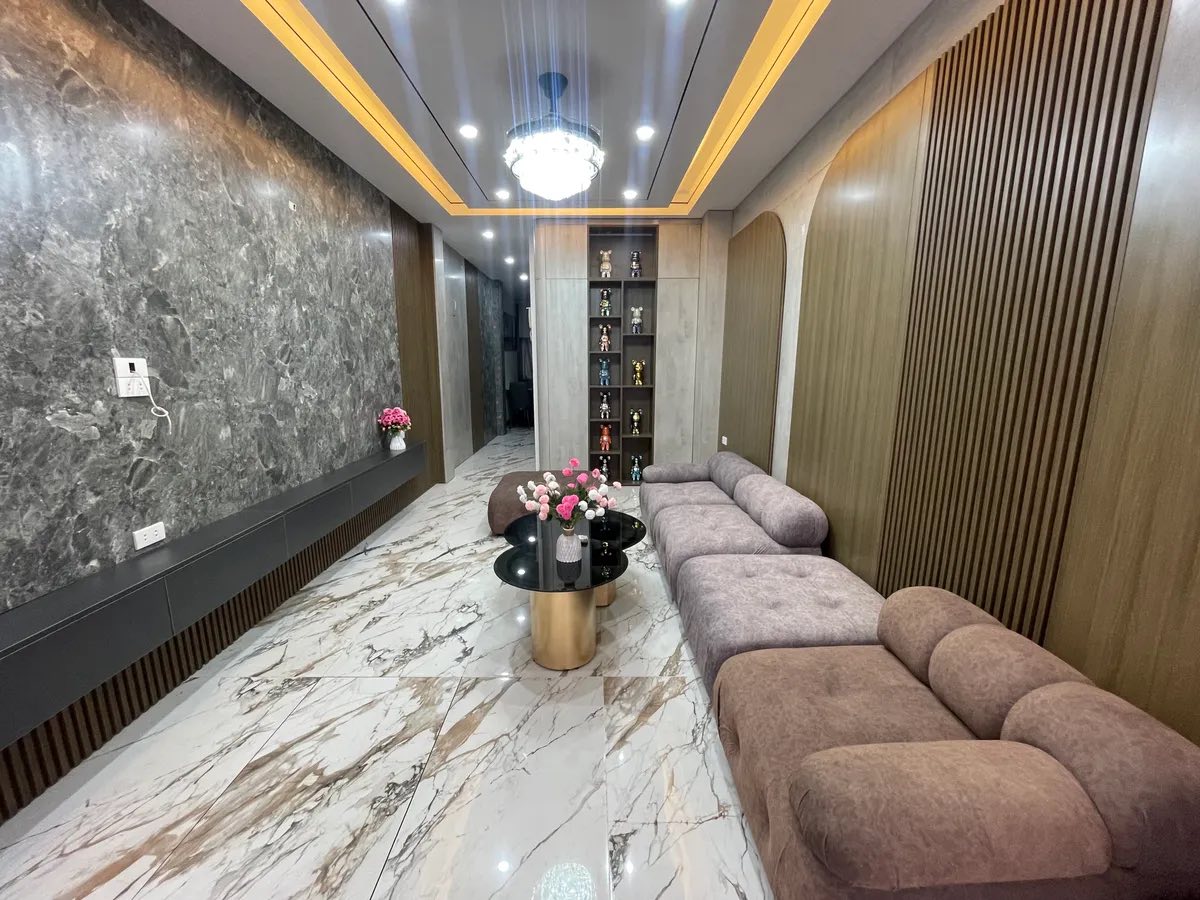 Bán Nhà Phố Đàm Quang Trung 45m2, 5T, Ô Tô Đỗ Cữa, Full Nội Thất, Vài Bước Ra Phố 9.5 Tỷ - Ảnh chính