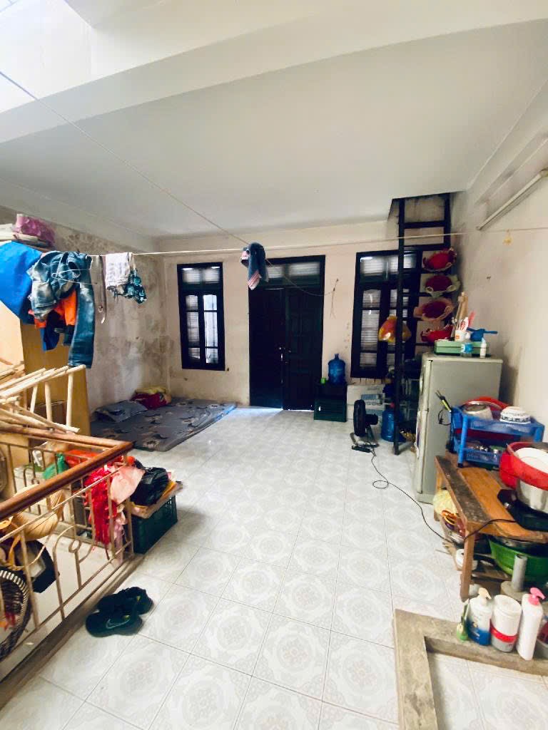 Bán nhà Hai Bà Trưng , diện tích 31,7/38m , mặt tiền 5,4m, chiềi dài 6m, giá chào bán 5,8tỉ - Ảnh 2
