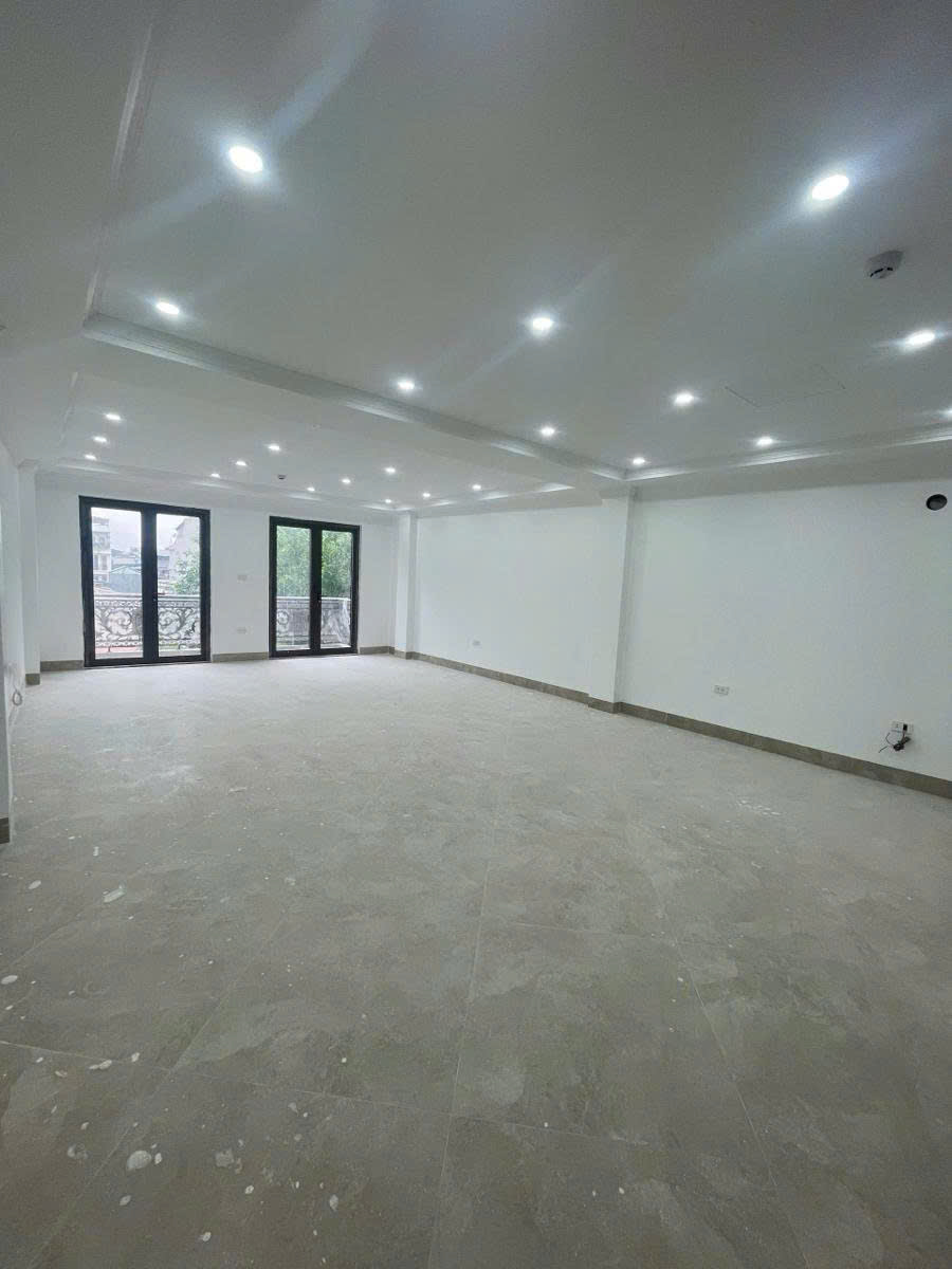 Hạ giá bán nhà mặt phố Lò Đúc 80m x MT5.5m, xây 7T thang máy, KD đỉnh, giá 65 tỷ. LH: 0366051369 - Ảnh chính