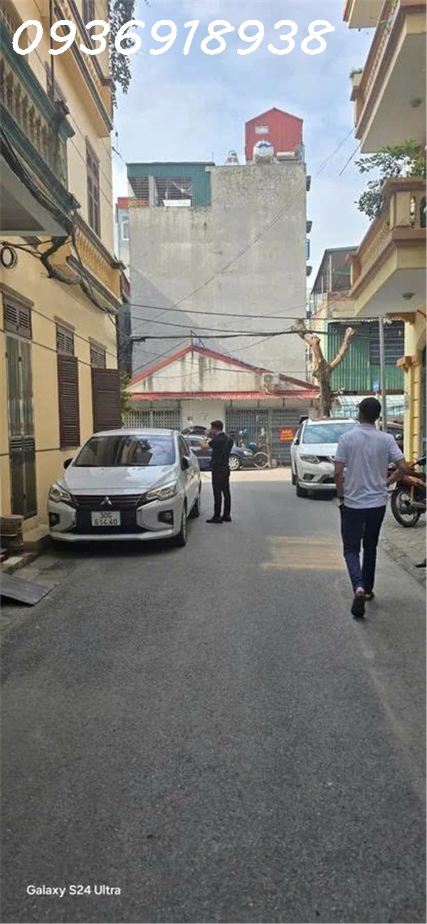 Chỉ 17 tỷ-ô tô tránh nhau vô tư-Phạm Tuấn Tài, Cầu Giấy - Ảnh 3
