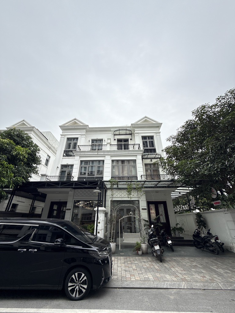 KHU NHÀ VINHOMES LONG BIÊN 65 tỷ 176m MẶT TIỀN 8m,VIEW NỘI KHU - Ảnh chính
