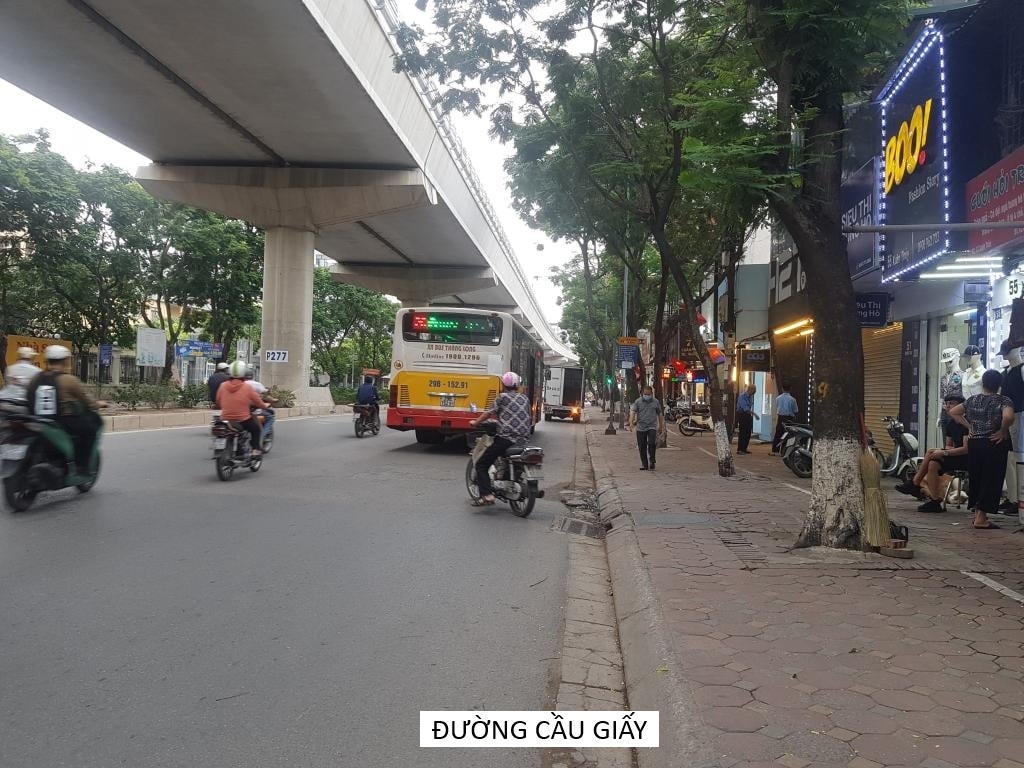 🚗 NGÕ CẦU GIẤY - MẶT TIỀN HƠN 6M - VF3 GHÉ CỬA - XE TẢI TRÁNH CÁCH 10M - 50M2 - 10 TỶ - Ảnh chính