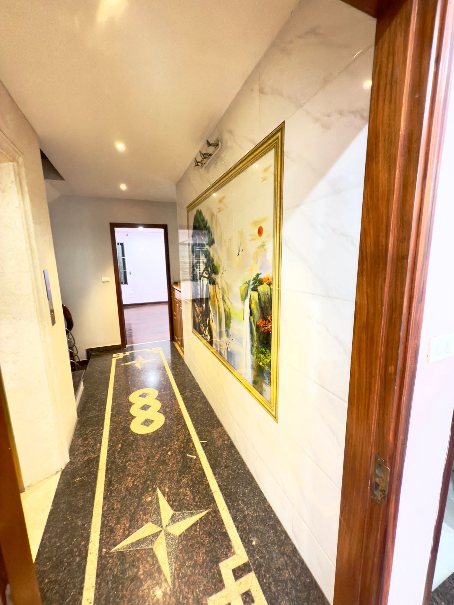 NHÀ MẶT PHỐ THỊNH QUANG ĐỐNG ĐA - VỊ TRÍ KINH DOANH ĐẸP - 9 TẦNG - DT 93M2 GIÁ CHÀO 40 TỶ - Ảnh 3
