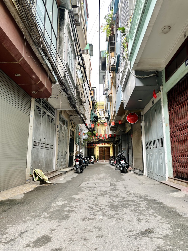 🚖 NGUYỄN KHÁNH TOÀN - NGÕ RỘNG - Ô TÔ CON GHÉ CỬA - 42M2 - 9 TỶ - Ảnh chính