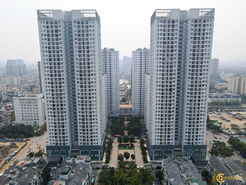 (Tin thật 100%) CH lô góc 102m2 x 3PN tại A10 KĐT Nam Trung Yên - BC Đông Nam - Nội thất 450 triệu - Ảnh 2