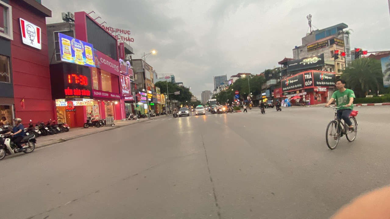 SIÊU HIẾM, BÁN NHÀ KHU PHÂN LÔ HÀNG KHÔNG LÕI GIA THỤY 95M, 2T, MT8M, VỈA HÈ, Ô TÔ TRÁNH - Ảnh 1