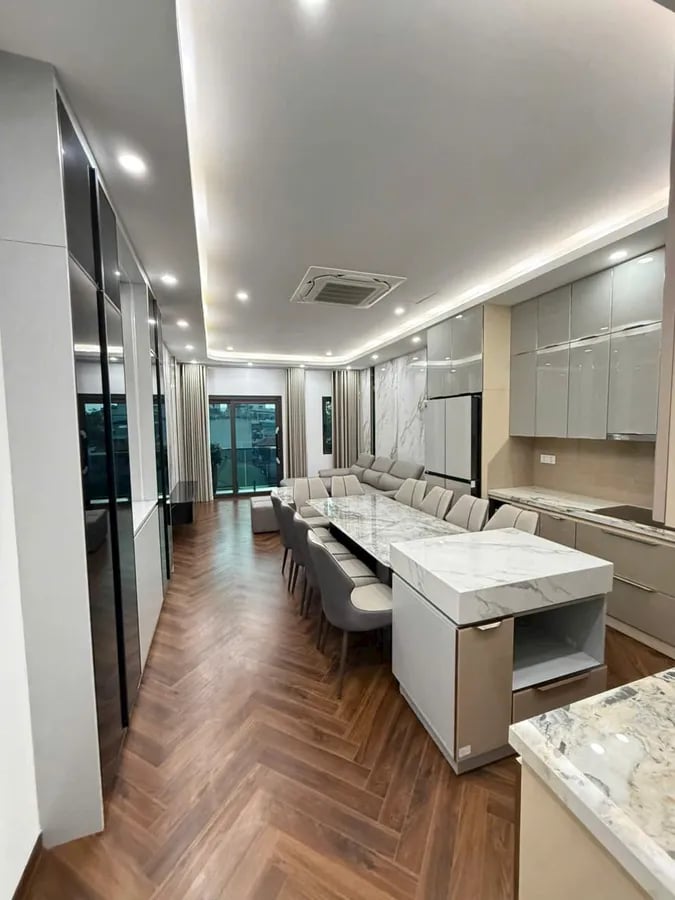 Giảm giá Biệt thự Long Biên, chỉ còn 18,5 tỷ, 75m2 x 6 Tầng, mặt tiền 4,3m, Gara 2 Ô tô - Thang máy - Ảnh 5