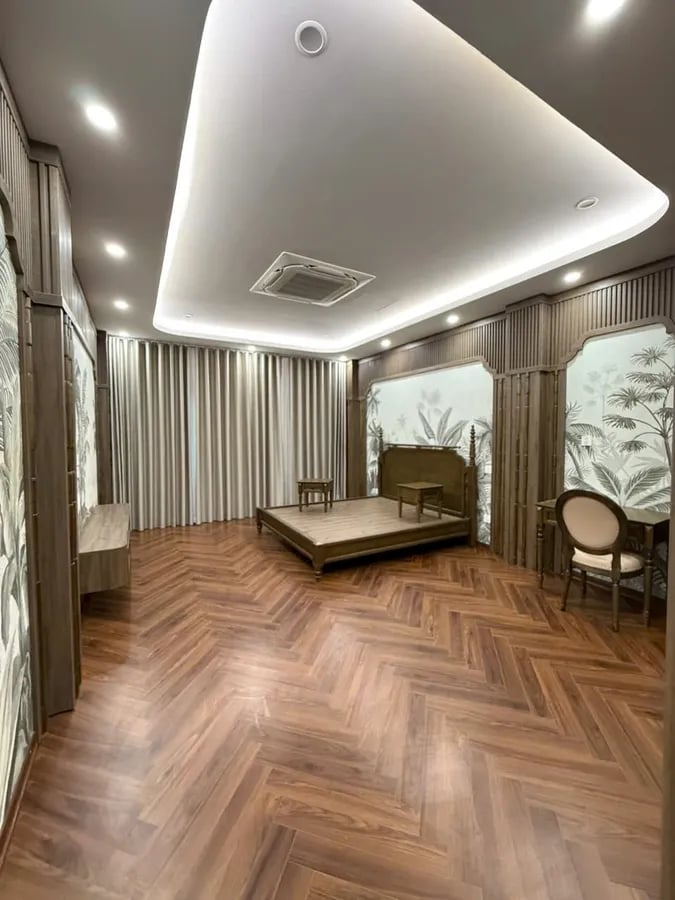 Giảm giá Biệt thự Long Biên, chỉ còn 18,5 tỷ, 75m2 x 6 Tầng, mặt tiền 4,3m, Gara 2 Ô tô - Thang máy - Ảnh 3