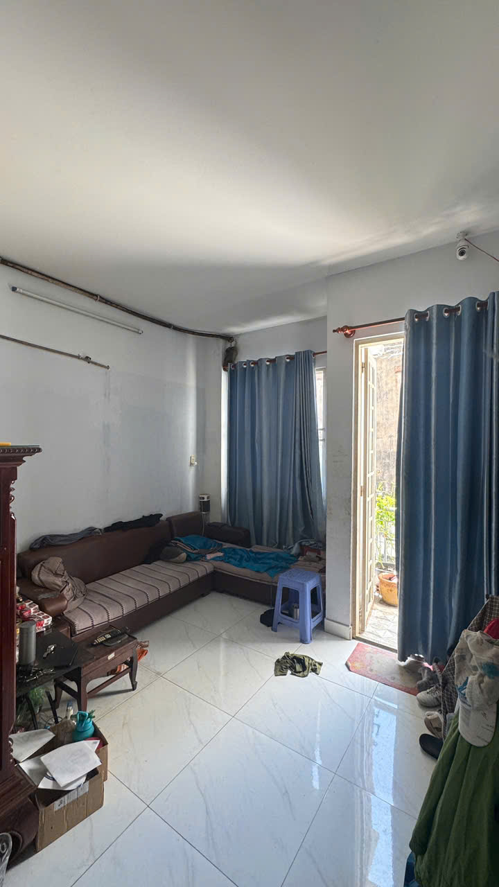Bán nhà kế MT Gò Dầu quận Tân Phú dtcn 106-4 x 30 -3 tang chỉ 7.1 ty tl - Ảnh 4