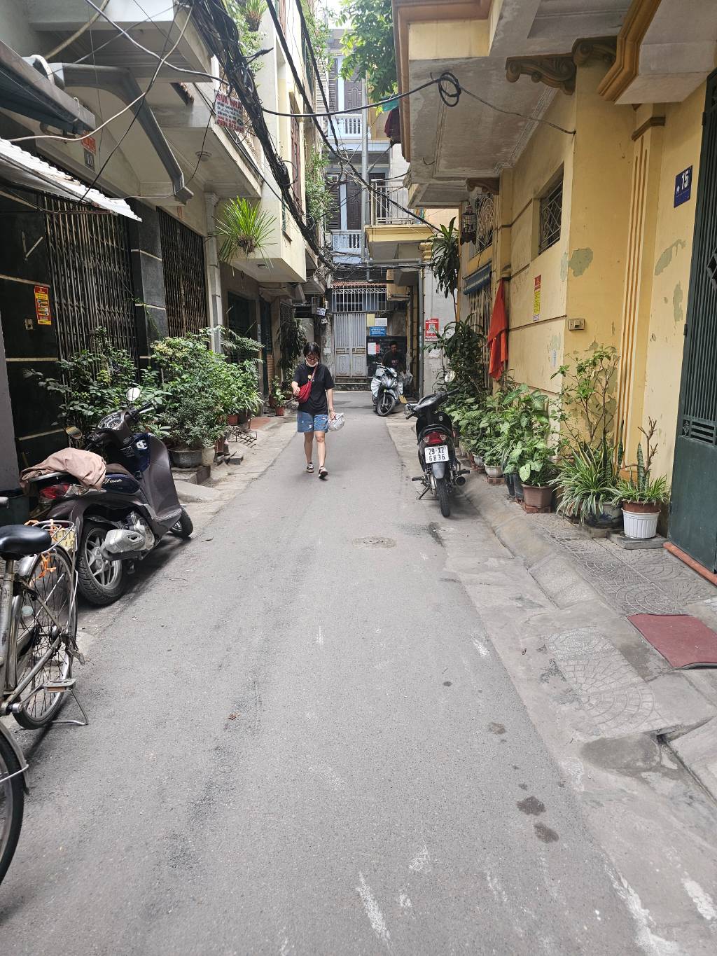 DUY NHẤT 1 CĂN NHÀ MỚI PHỐ VÂN HỒ 3  HAI BÀ TRƯNG  NGÕ 3 GÁC, CÁCH Ô TÔ 50M  GẦN NHIỀU TIỆN ÍCH - Ảnh chính