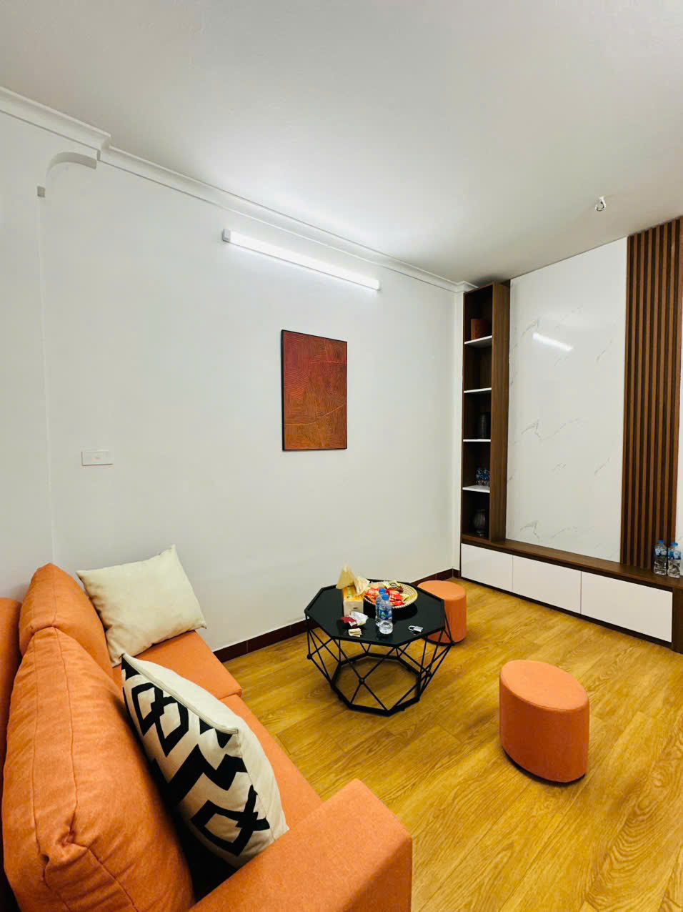Bán căn hộ tập thể Hồng Mai - Hai Bà Trưng DTSD 70M, 3PN2VS, nhà đẹp  giá 2.680 tỷ - Ảnh chính