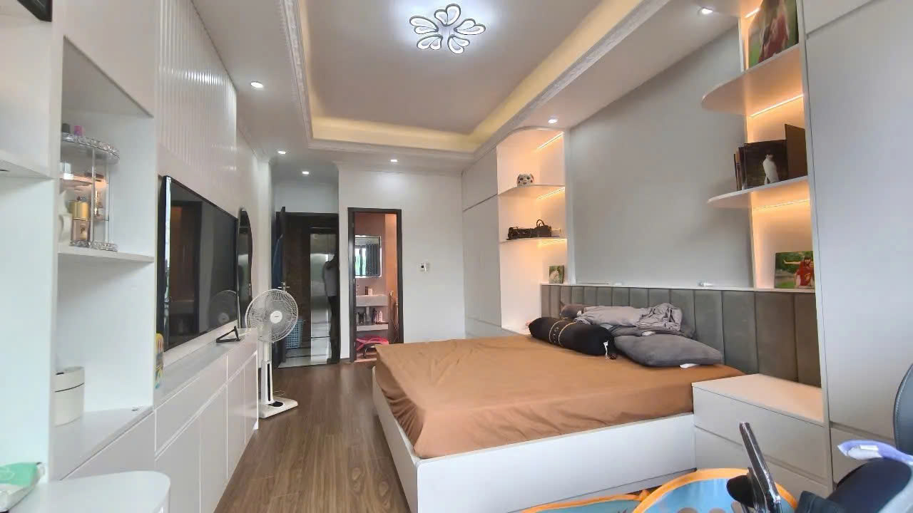 NHÀ ĐẸP NGÕ RỘNG Ô TÔ Đức Giang-Long Biên 40m2 X  6 Tầng, mặt tiền 3.55m, 11.5 tỷ. - Ảnh 1